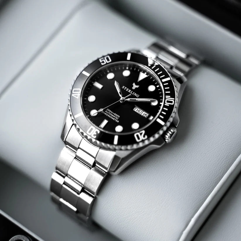 Švýcarské hodinky Oruss Sterling Ascend Submarine – Kovově černé